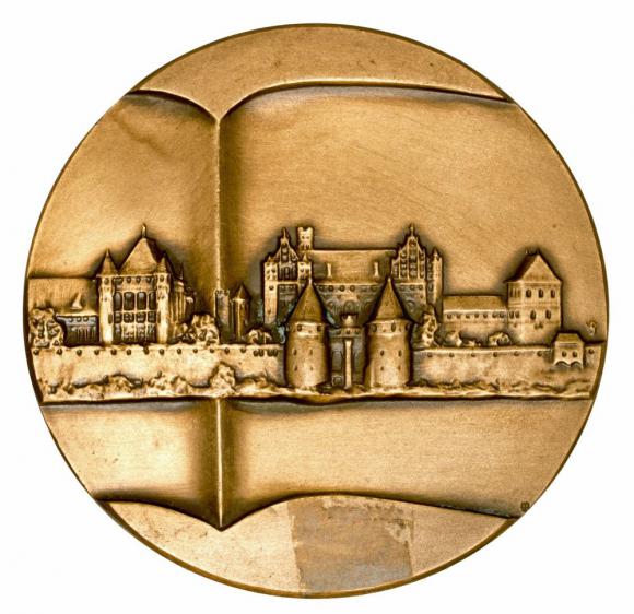 Medal 1984 X Międzynarodowe Biennale Exlibrisu Współczesnego Malbork (2)
