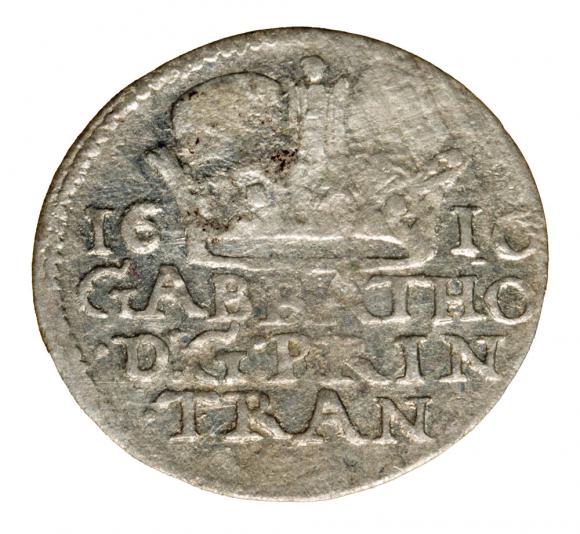 19136 (1)